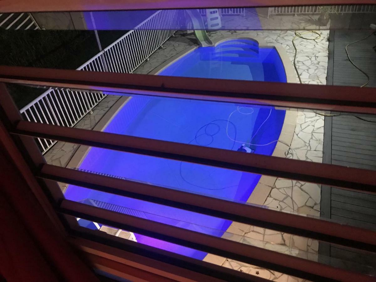 Villa Iguane Rouge *